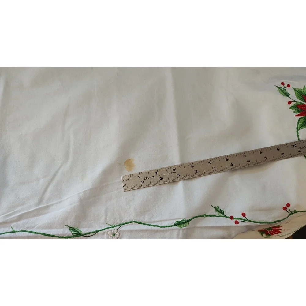 Embroidered Christmas Tablecloth Poinsettias Family Dinner Holiday 115x64 In SEE